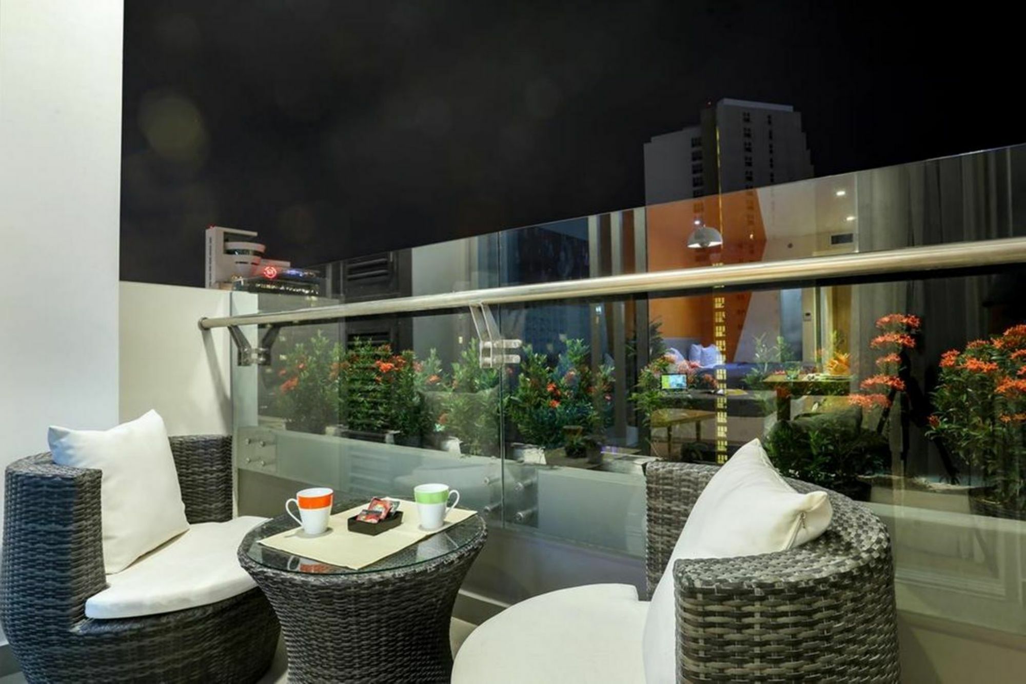 Parama Apartments Balcony Beachfront Nha Trang Exterior foto